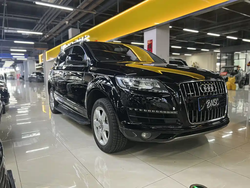 Audi Q7 奥迪Q7 2012款 3.0 TFSI 进取型200 kW