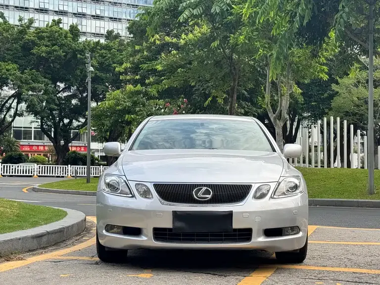 Lexus GS 300