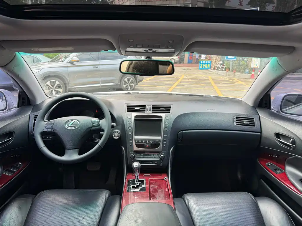 Lexus GS 300