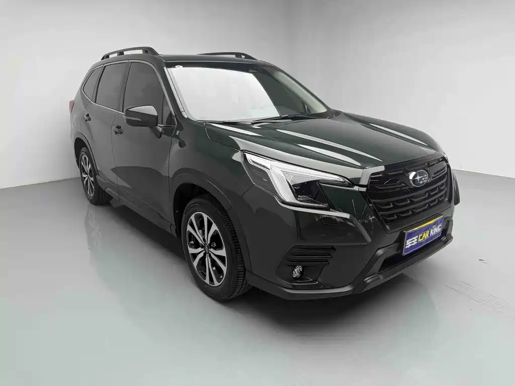 Forester 2.5 i AWD Distinguished EyeSight
