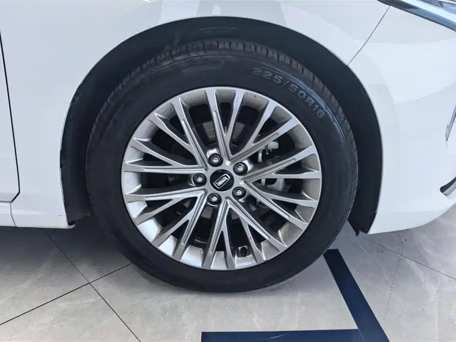 Besturn B70 3 rd Gen 1.5 T Auto Joy