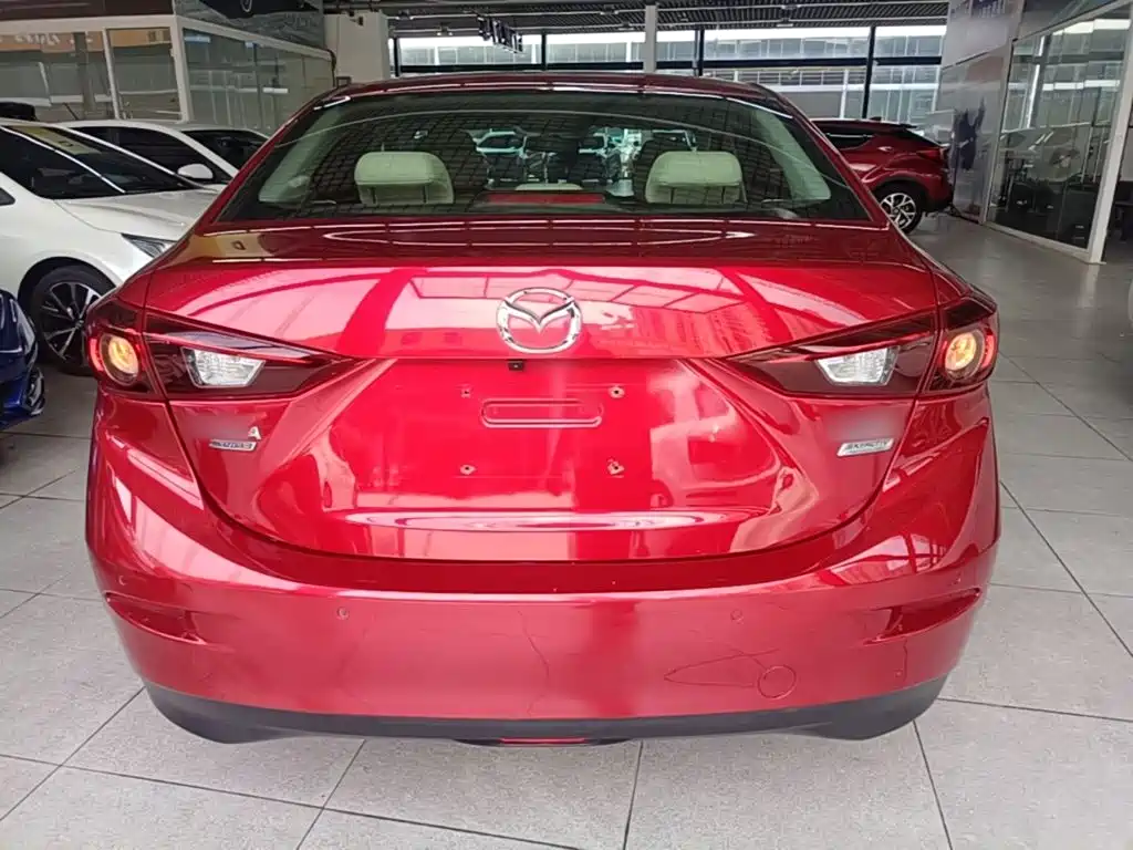 Mazda 3 Axela Sedan 2.0 L Auto Sport