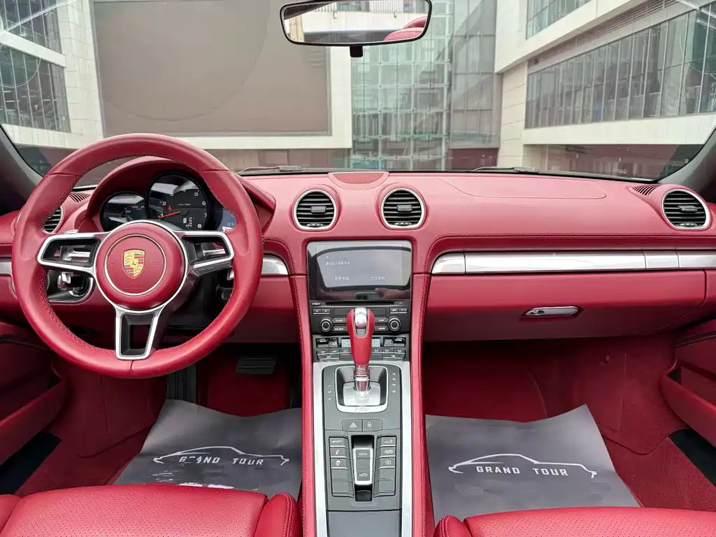 Porsche 718 Boxster 2.0 T