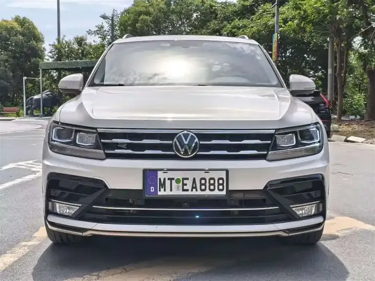 Volkswagen Tiguan L 330 TSI Auto 2 WD R-Line Premium