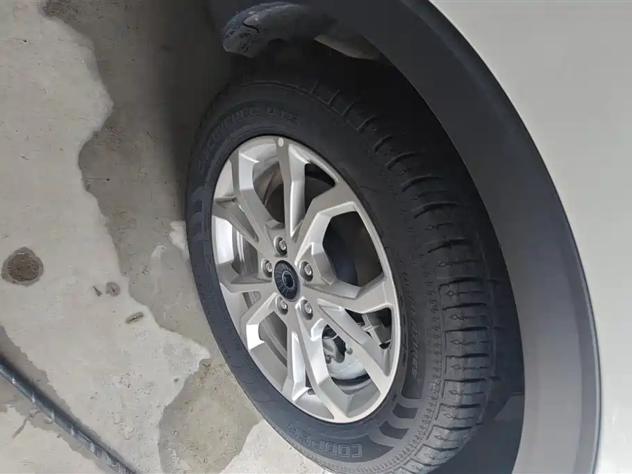 Haval H2 s 哈弗H2 s 2018款 红标 1.5 T 双离合风尚型