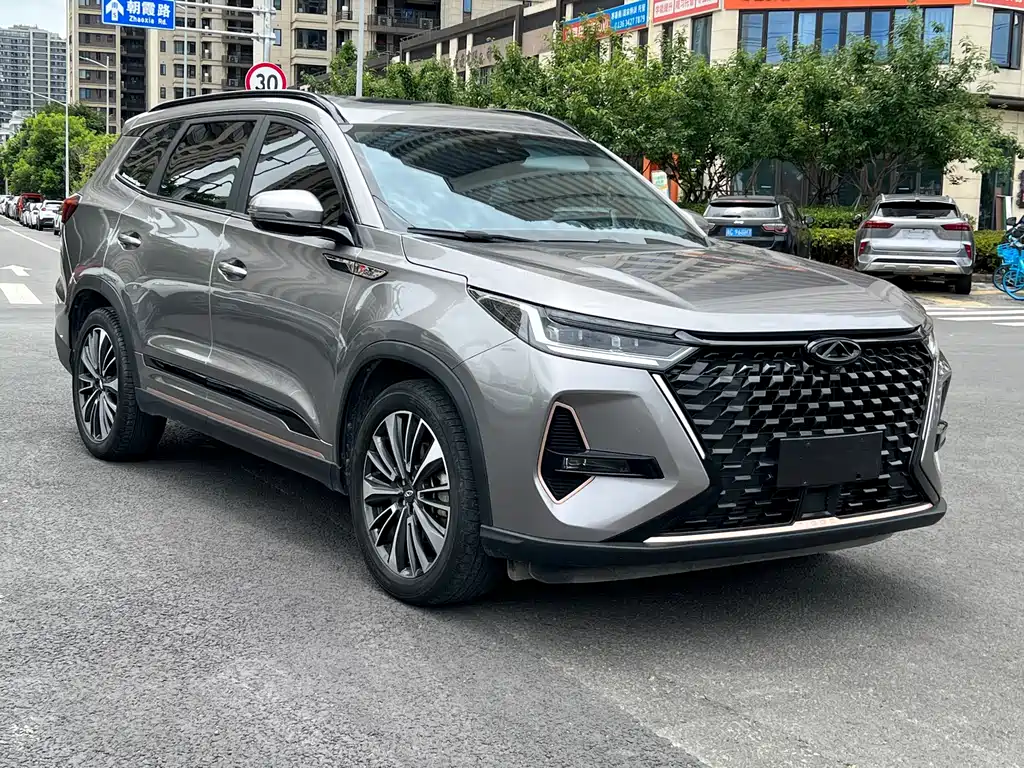 Tiggo 8 PRO 390 T 2 WD Ocean 7-seat
