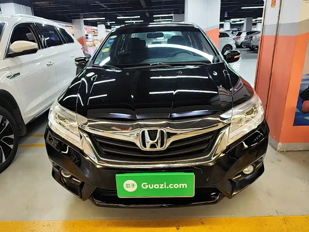 Crider 1.8 L Auto Luxury