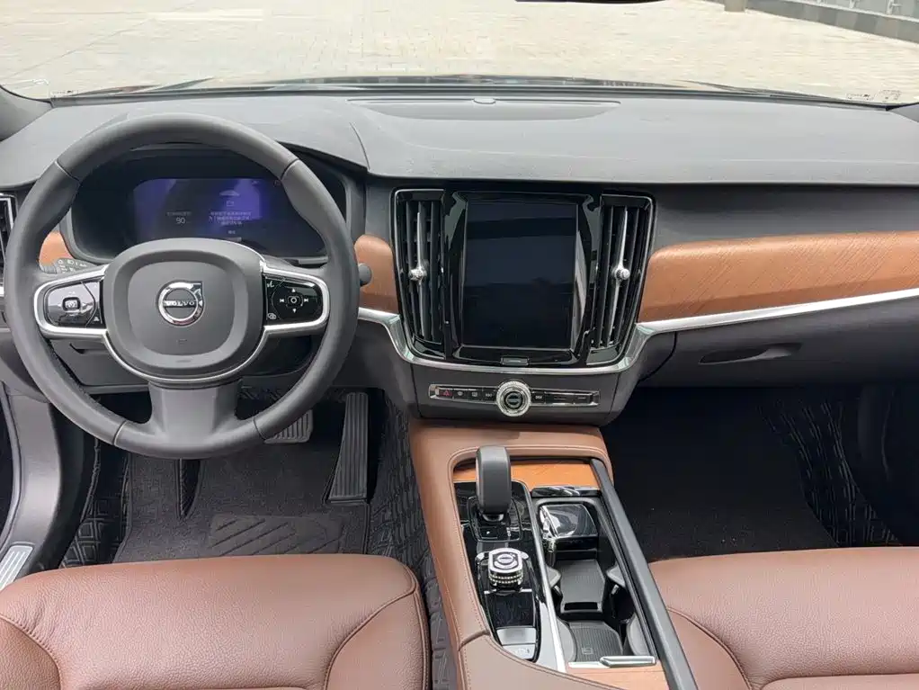 Volvo S90 B5 Smart Ease Luxury