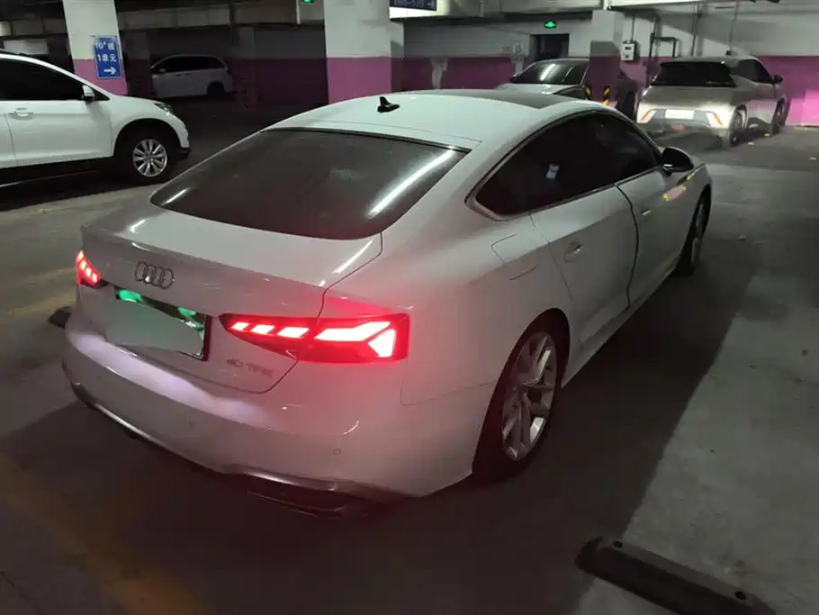 Audi A5 (Import) Sportback 40 TFSI Fashion Dynamic