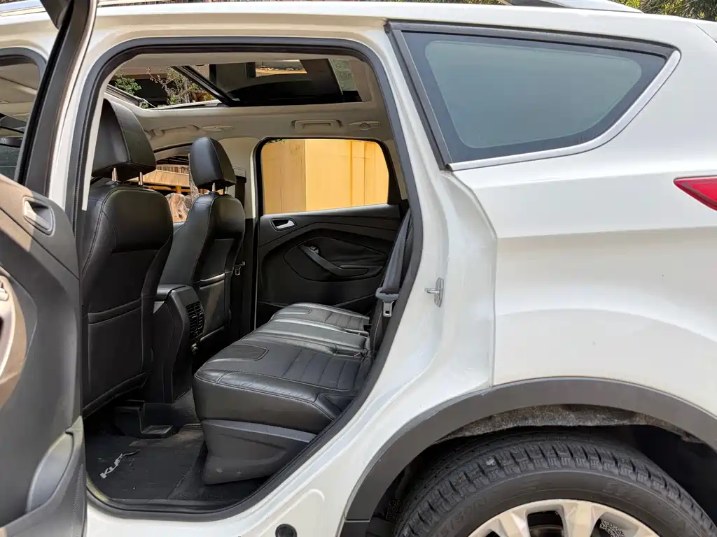 Kuga 1.5 L GTDi 2 WD Style