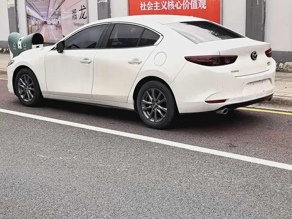 Mazda 3 Axela 2.0 L Auto Quality Dazzle