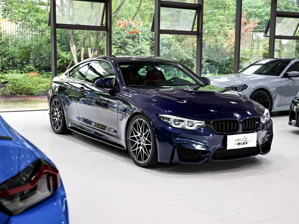 BMW M4 M4 2-door Coupe Car Fan Limited