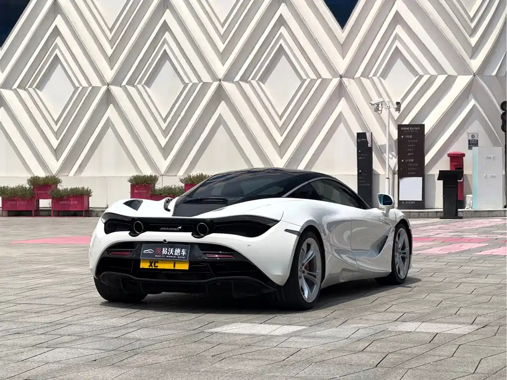 McLaren 720 S 4.0 T Coupe