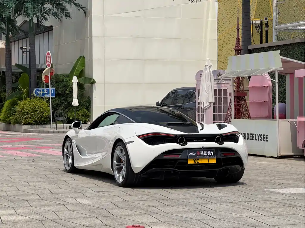 McLaren 720 S 4.0 T Coupe