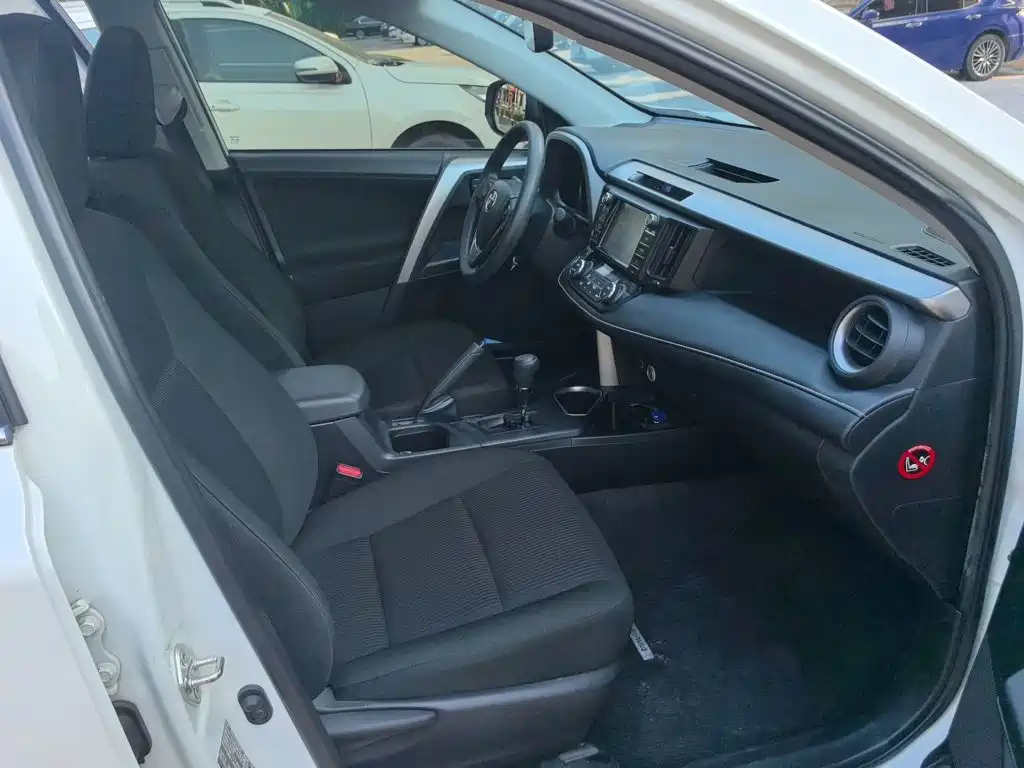 RAV4 2.0 L CVT 2 WD Style X Limited CN-VI