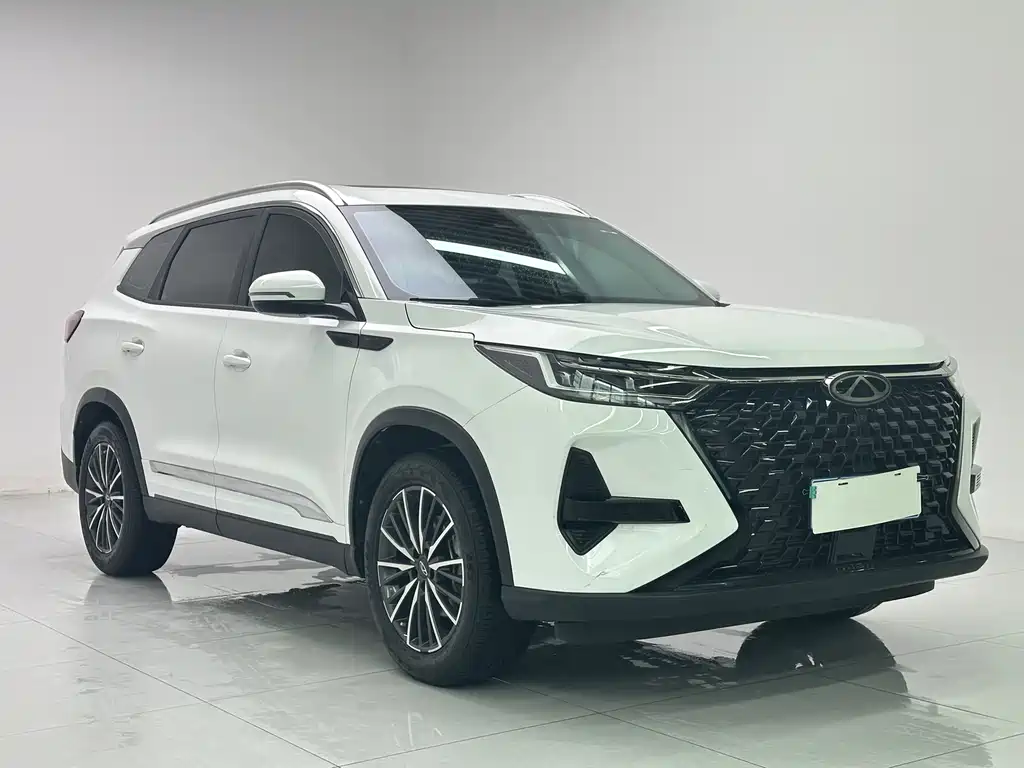 Tiggo 8 PRO Champion 290 T 2 WD Shine 5-seat