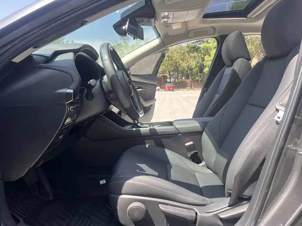 Mazda 3 Axela 2.0 L Auto Quality Elegant