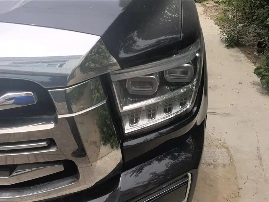 Tank 500 3.0 T Sport Realm 5-seat