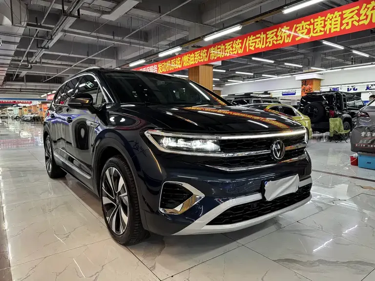 Volkswagen Talagon 380 TSI 4 WD Flagship Victory Realm 7-seat