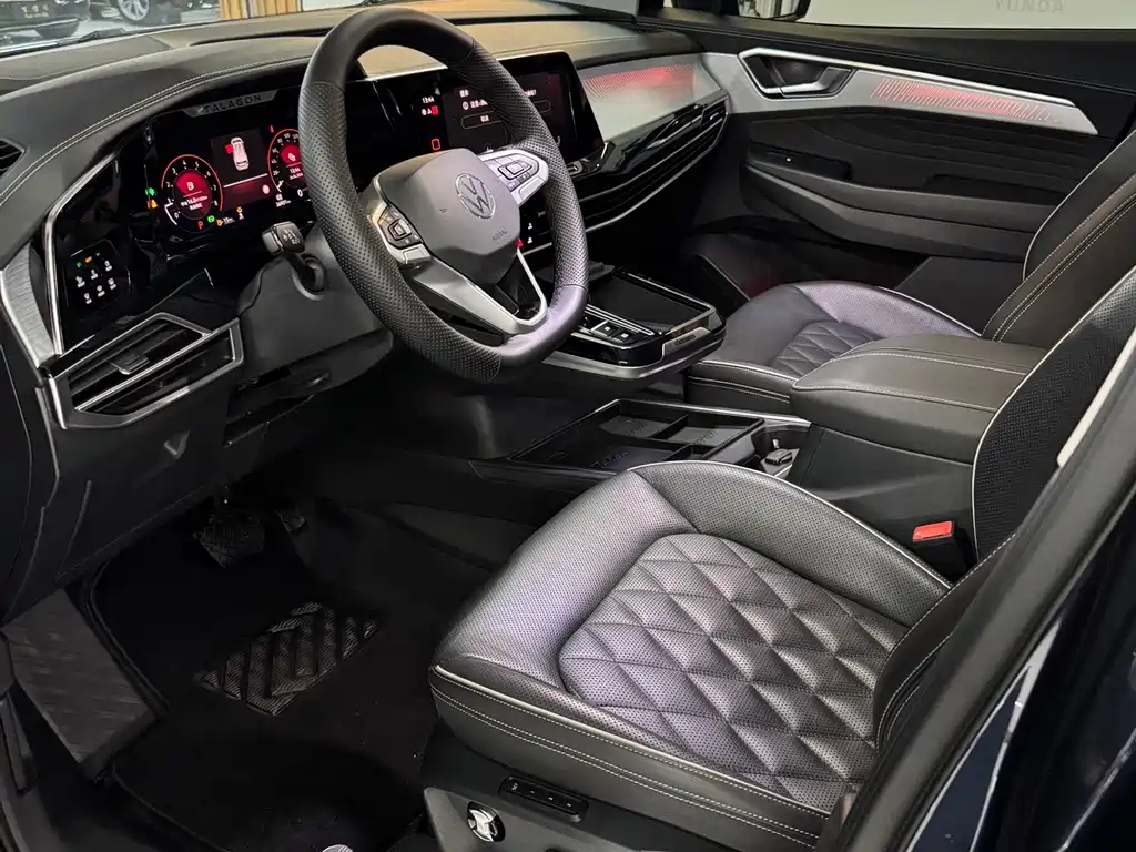 Talagon 380 TSI 4 WD Flagship Victory Realm 7-seat