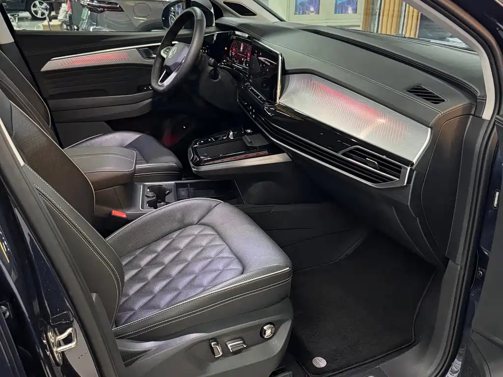 Talagon 380 TSI 4 WD Flagship Victory Realm 7-seat
