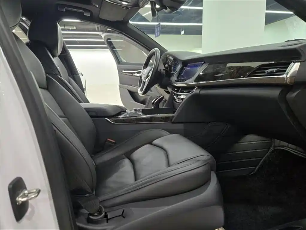 Cadillac CT6 28 T Luxury