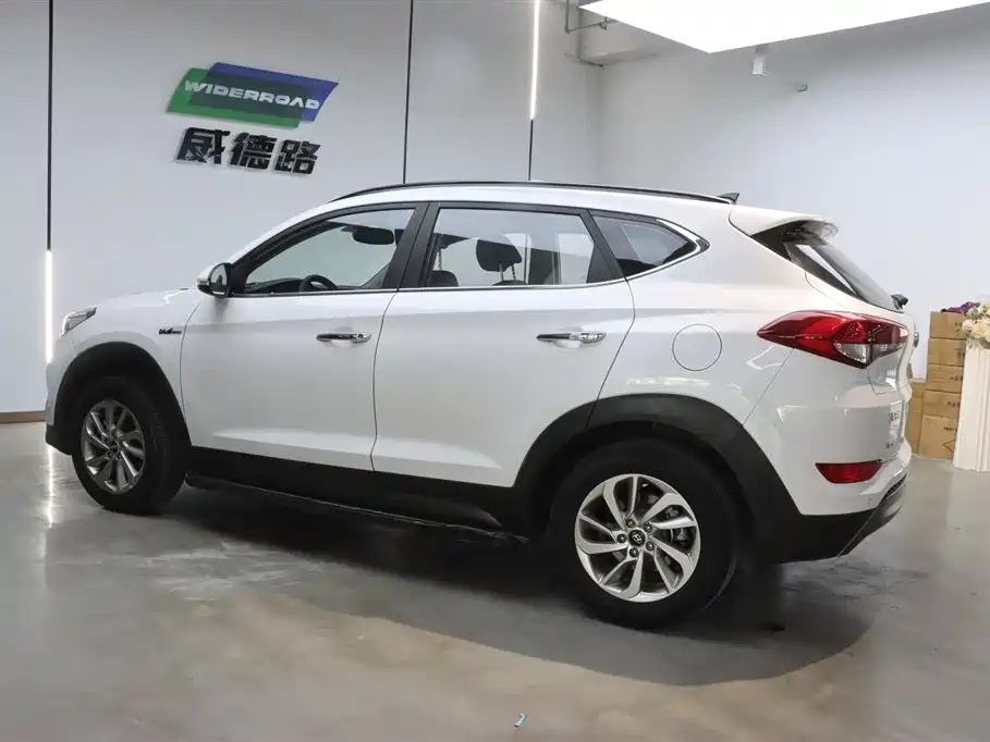 Tucson 1.6 T DCT 2 WD Intelligent