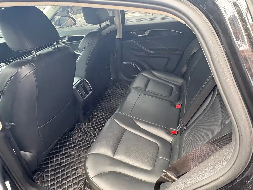 Besturn B70 3 rd Gen 1.5 T Auto Pleasure
