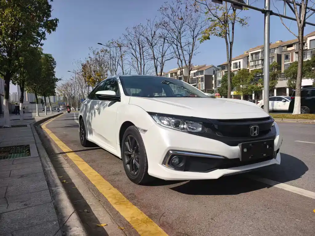Civic 220 TURBO CVT Power Motion CN-V