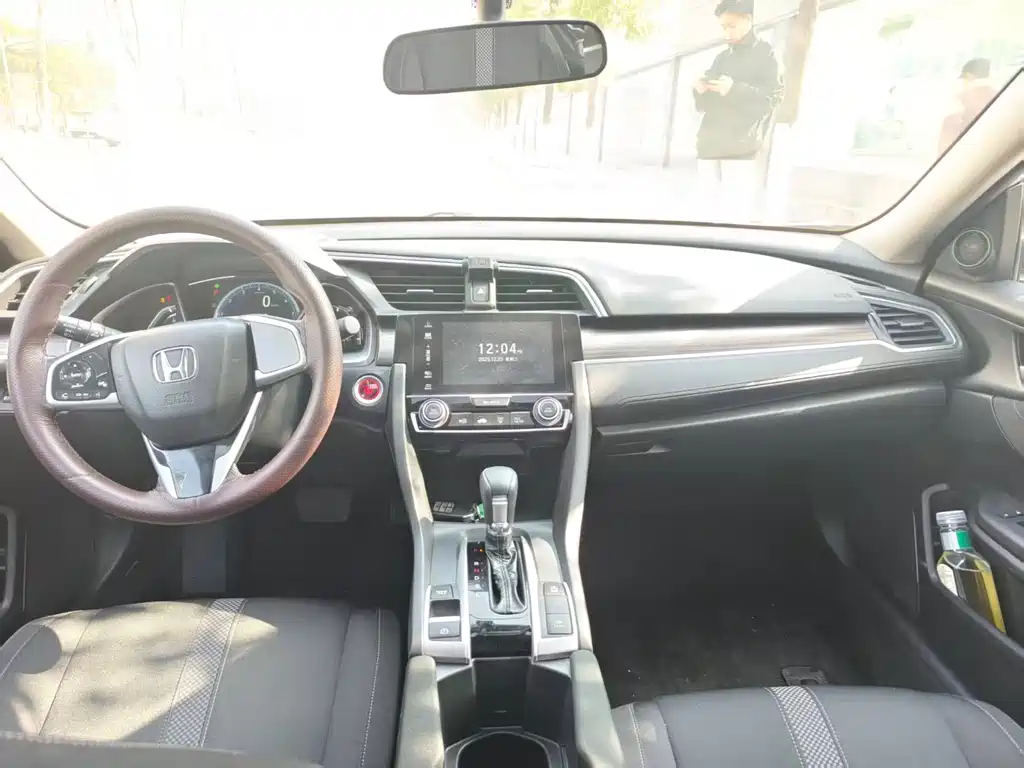Civic 220 TURBO CVT Power Motion CN-V