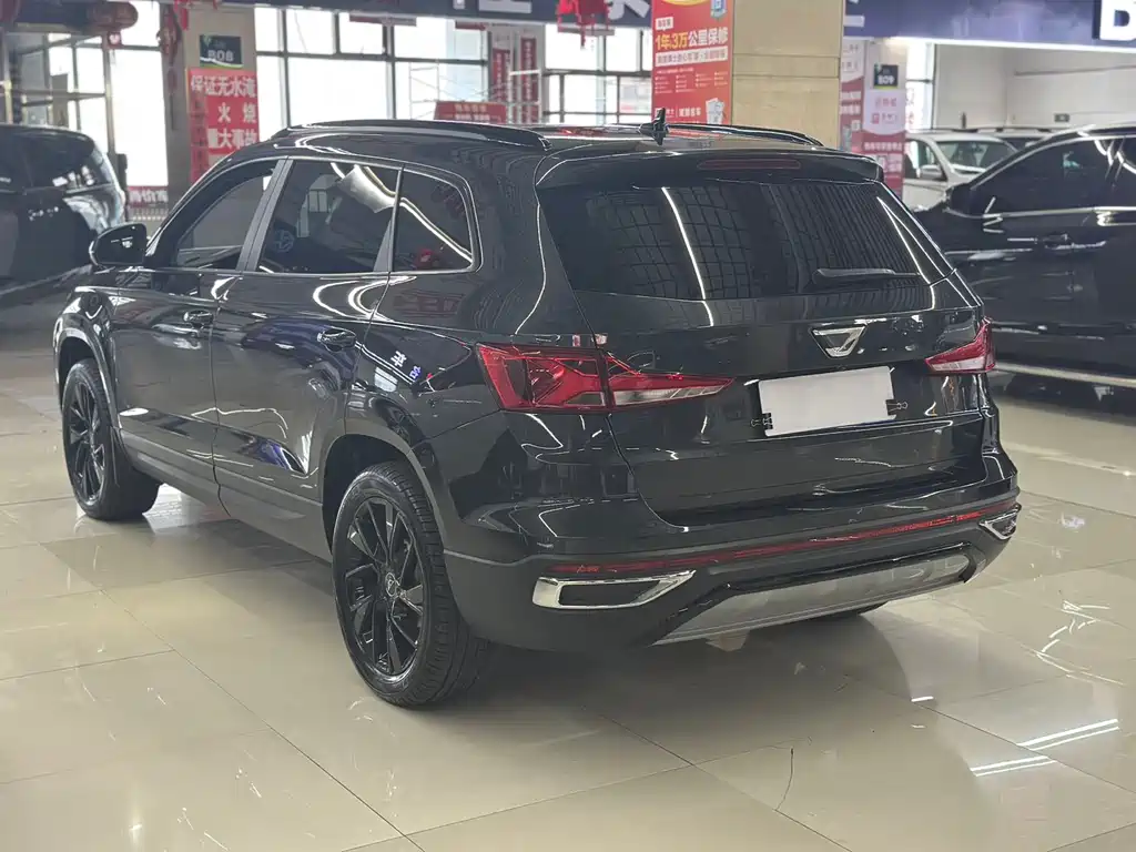 Jetta VS7 Black Sharp 1.4 T Auto Glory Pro