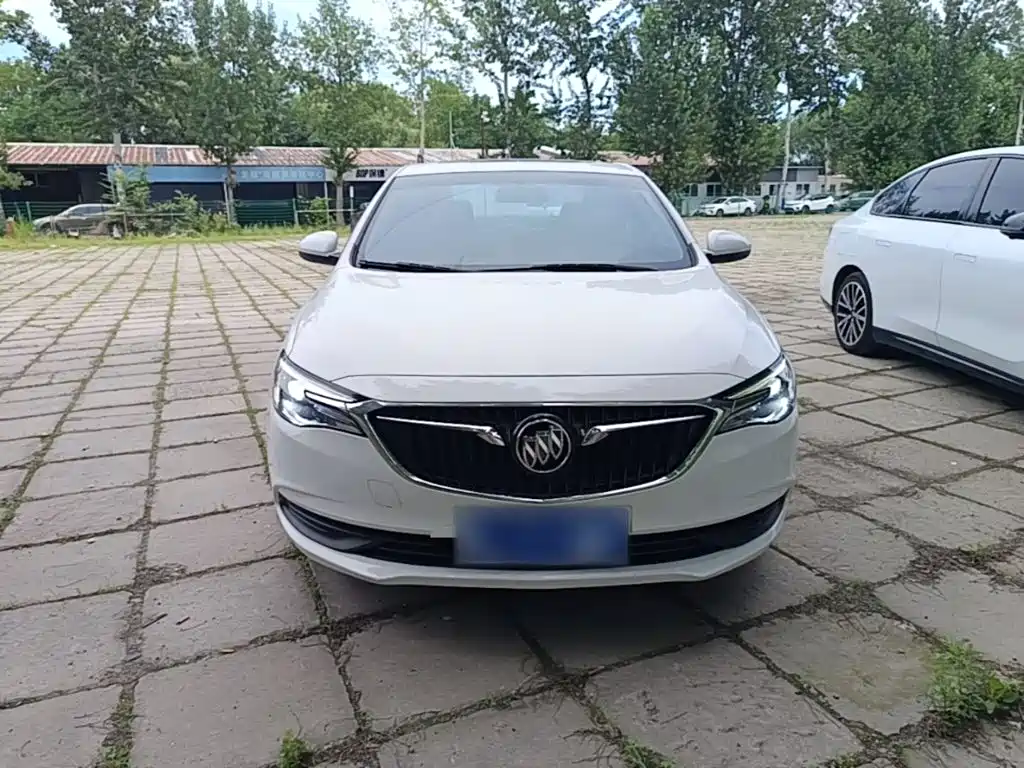 Excelle GT Facelift Exemplary 1.5 L Auto Elite
