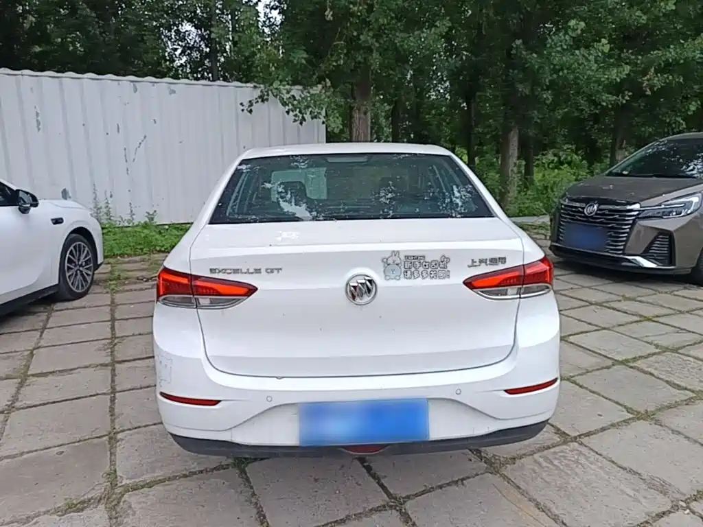 Excelle GT Facelift Exemplary 1.5 L Auto Elite
