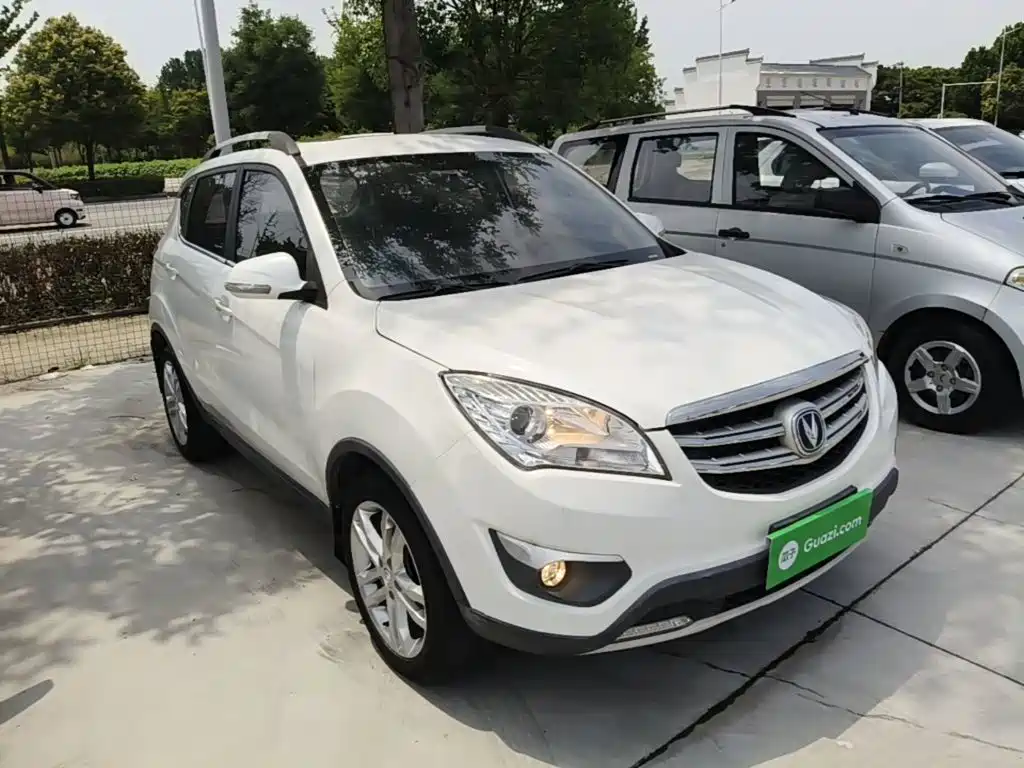 Changan CS35 1.6 L Auto Luxury CN-IV