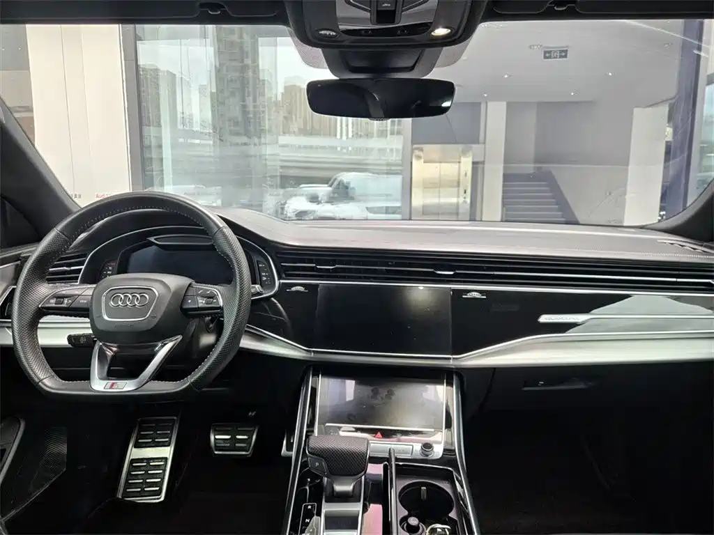 Audi Q8 55 TFSI Supreme Limited
