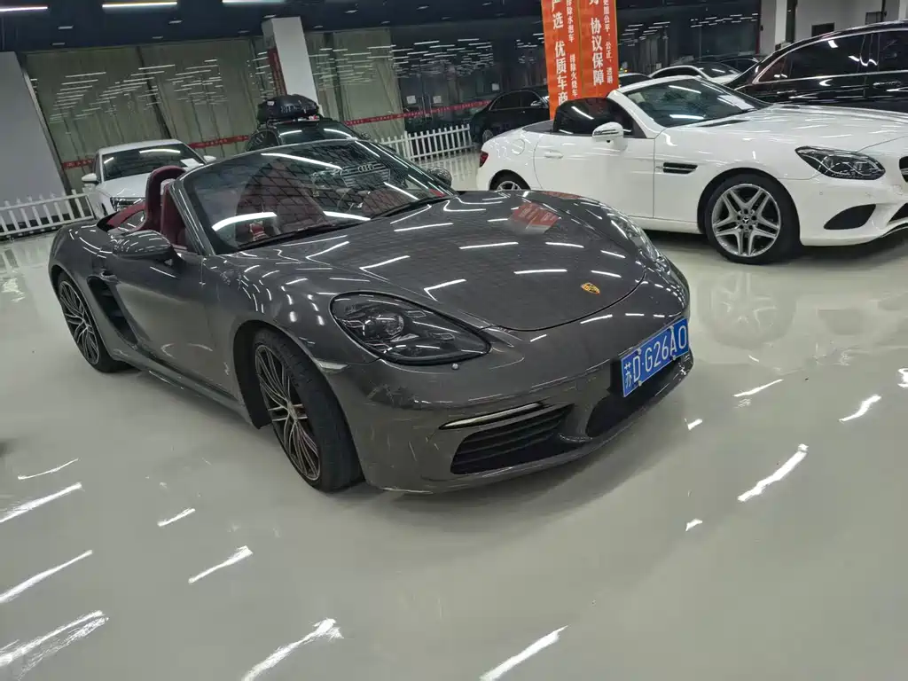 Porsche 718 Boxster 2.0 T
