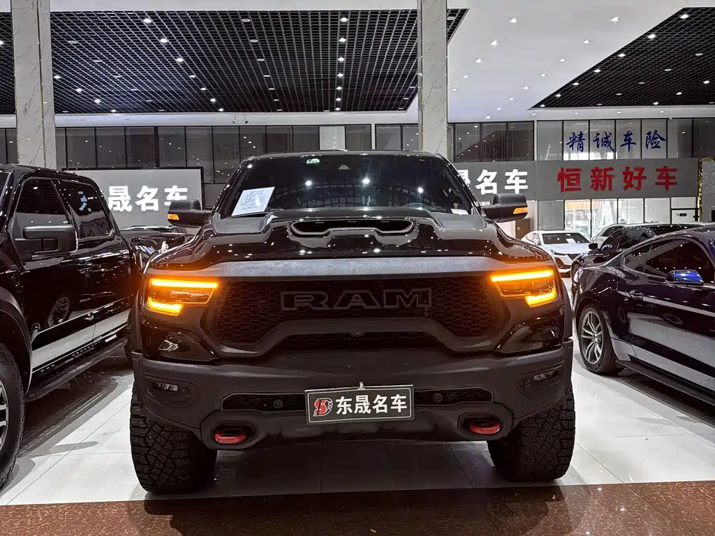 RAM Trucks 6.2 T Auto