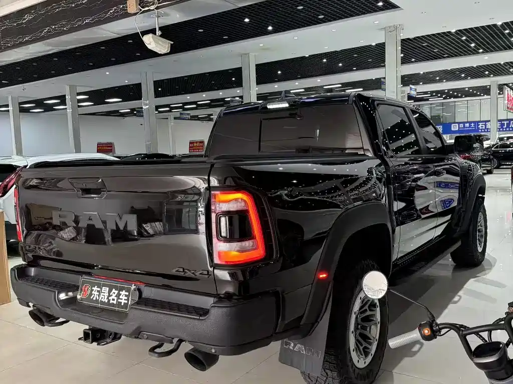 RAM Trucks 6.2 T Auto