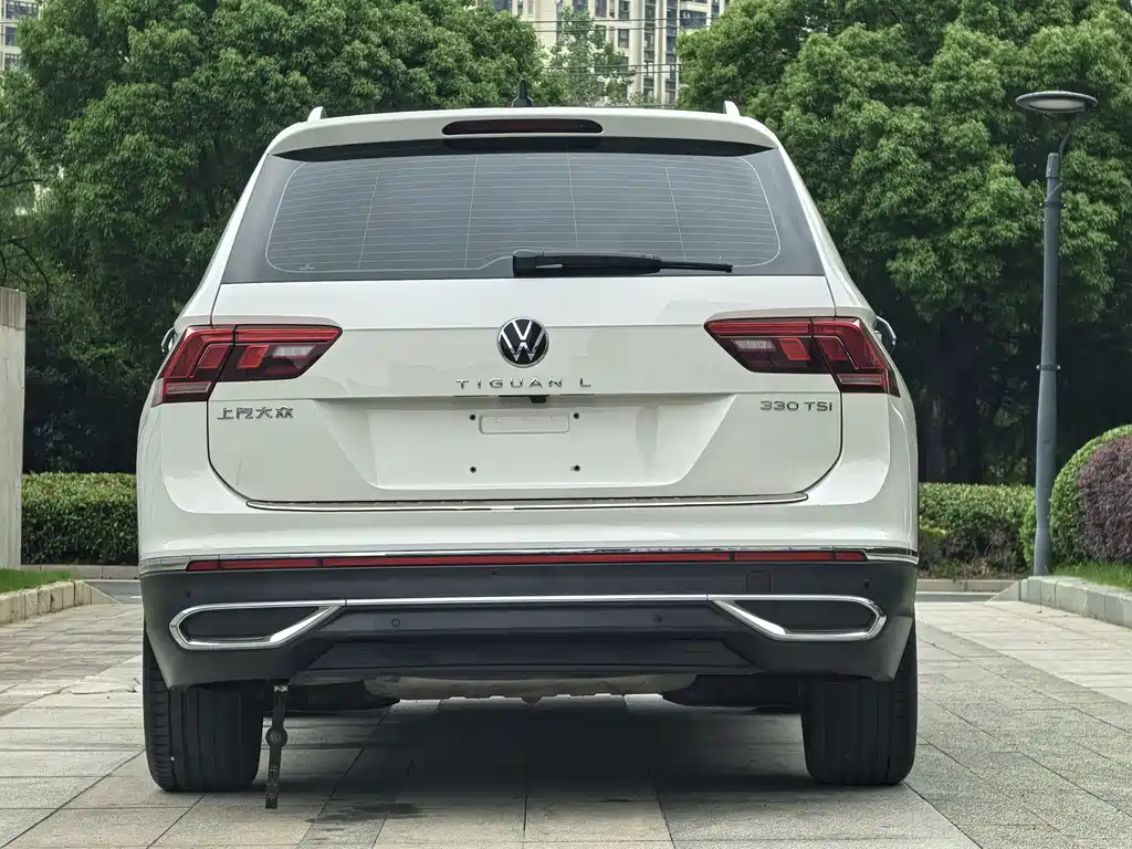 Tiguan L 330 TSI Auto 2 WD Smart Enjoyment