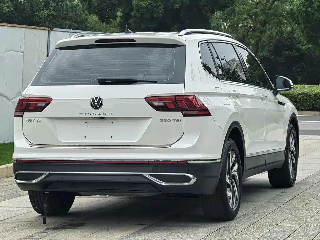 Tiguan L 330 TSI Auto 2 WD Smart Enjoyment
