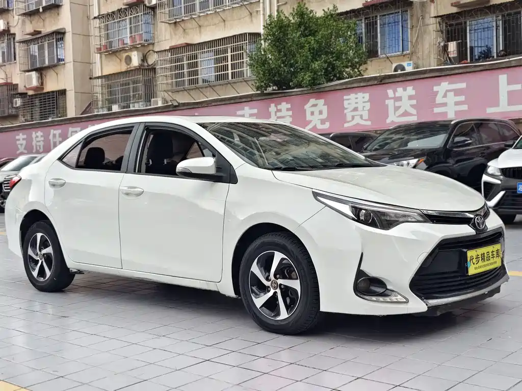 Levin Facelift 185 T CVT Elite CN-V