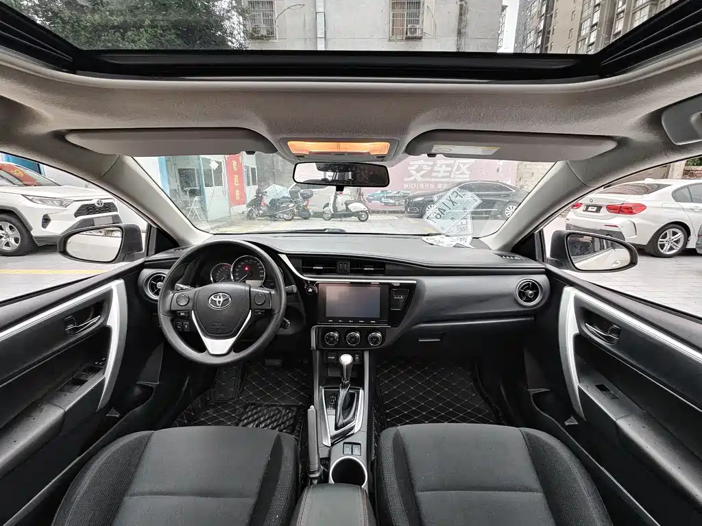 Levin Facelift 185 T CVT Elite CN-V
