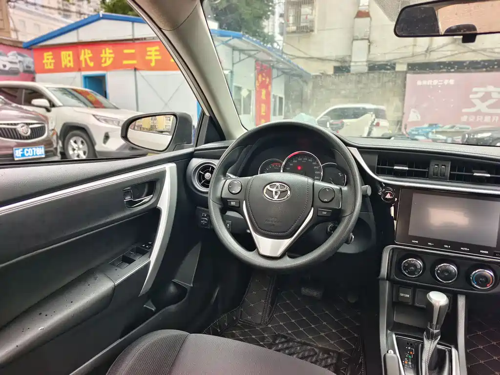 Levin Facelift 185 T CVT Elite CN-V