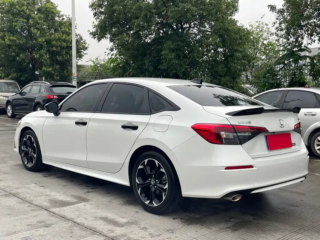 Civic 240 TURBO CVT Ignite Motion