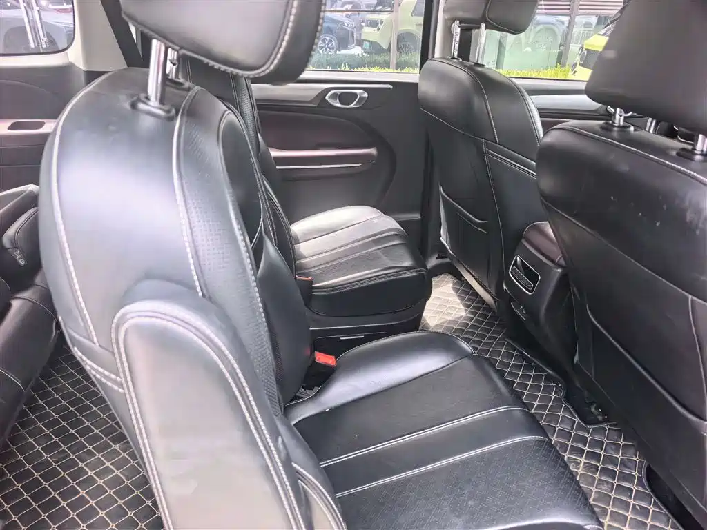 GAC Trumpchi M6 PRO 270 T DCT Premium