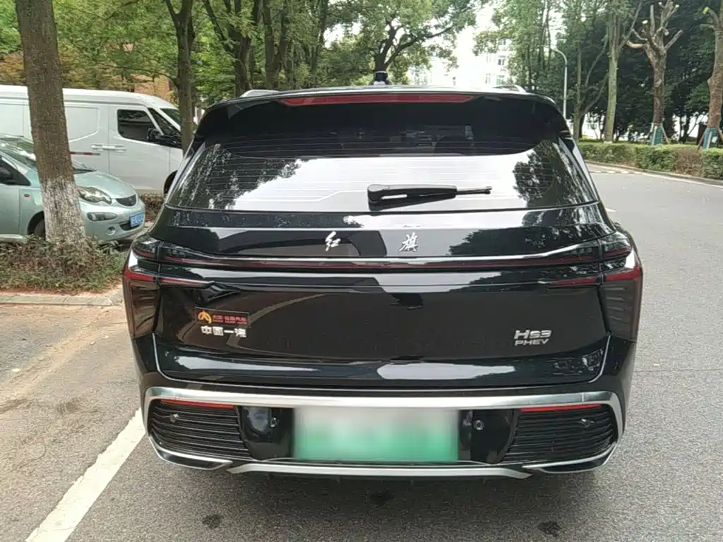 Hongqi HS3 PHEV 115 km Power Action