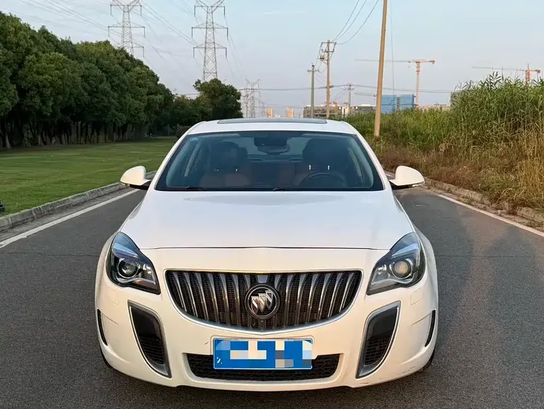 Buick Regal GS 2.0 T Ignite Passion Sport