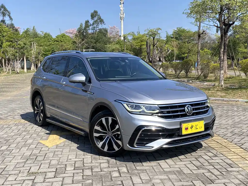 Tiguan L 330 TSI Auto 2 WD R-Line Flagship