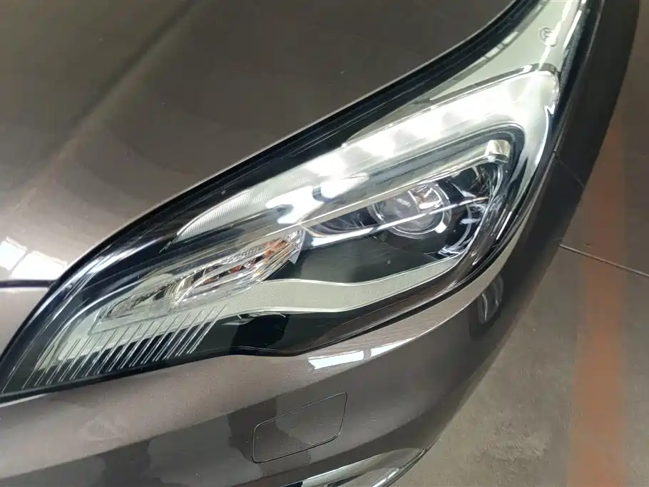 Envision Plus 昂科威Plus 2017款 28 T 四驱领先型