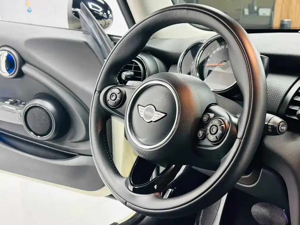 MINI 1.5 T COOPER Excitement